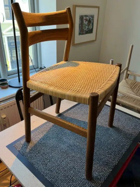 Børge Mogensen BM1 stol i egetræ med sæde i sjeneflet.