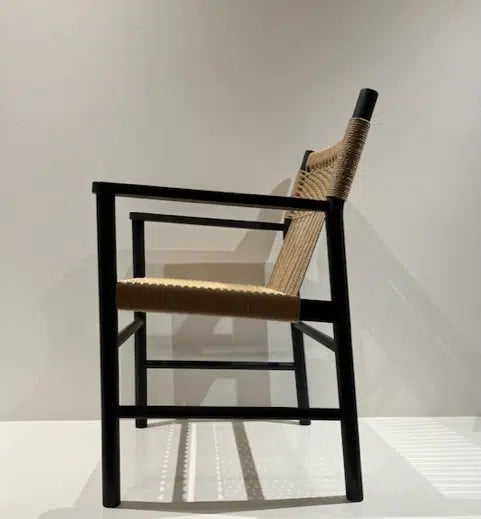 MG105 Chair