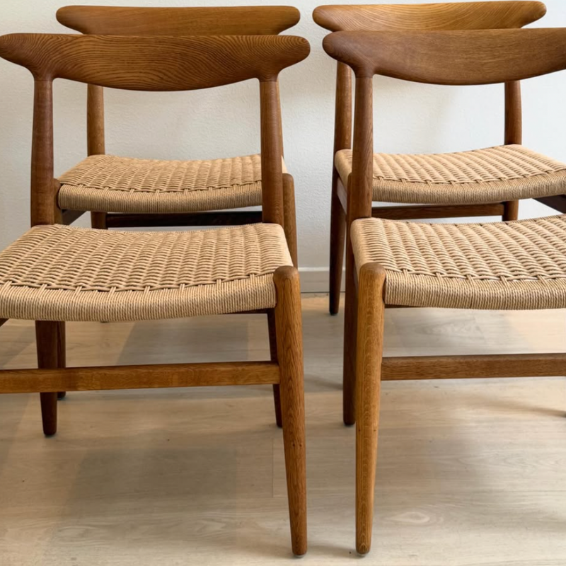 W2 Chair – Hans J. Wegner