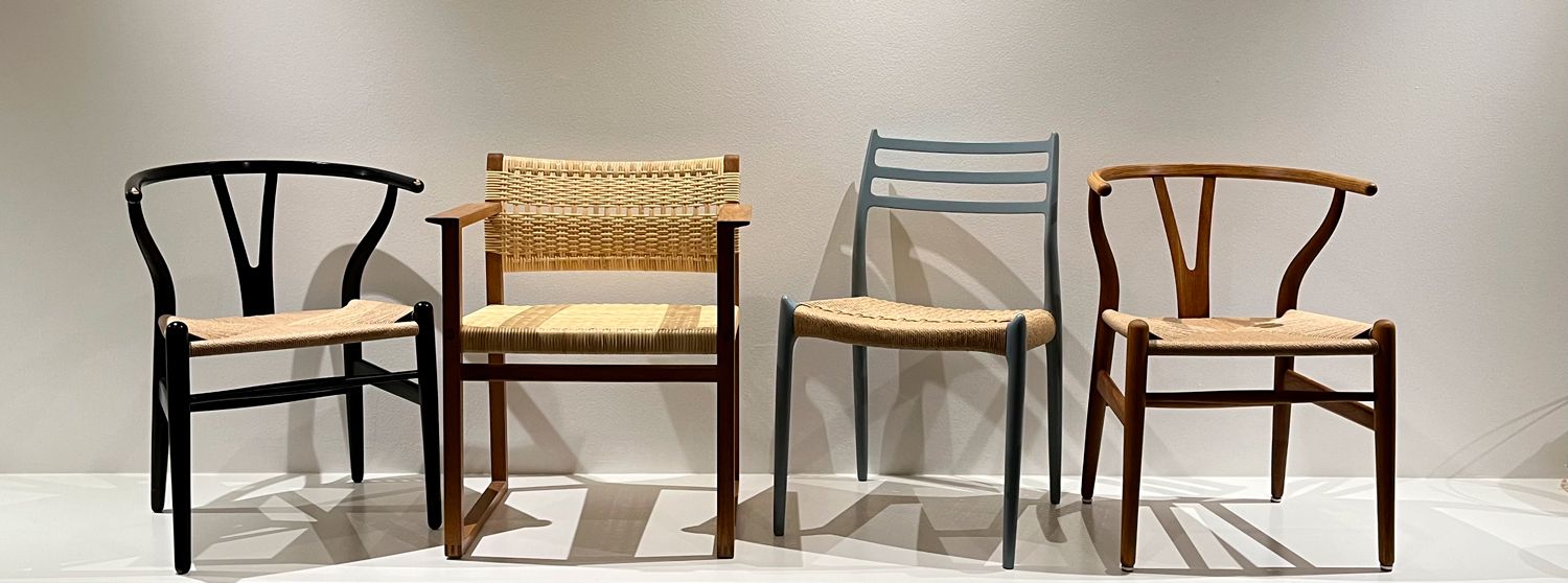Udvalg af stole flettet hos DKA Design